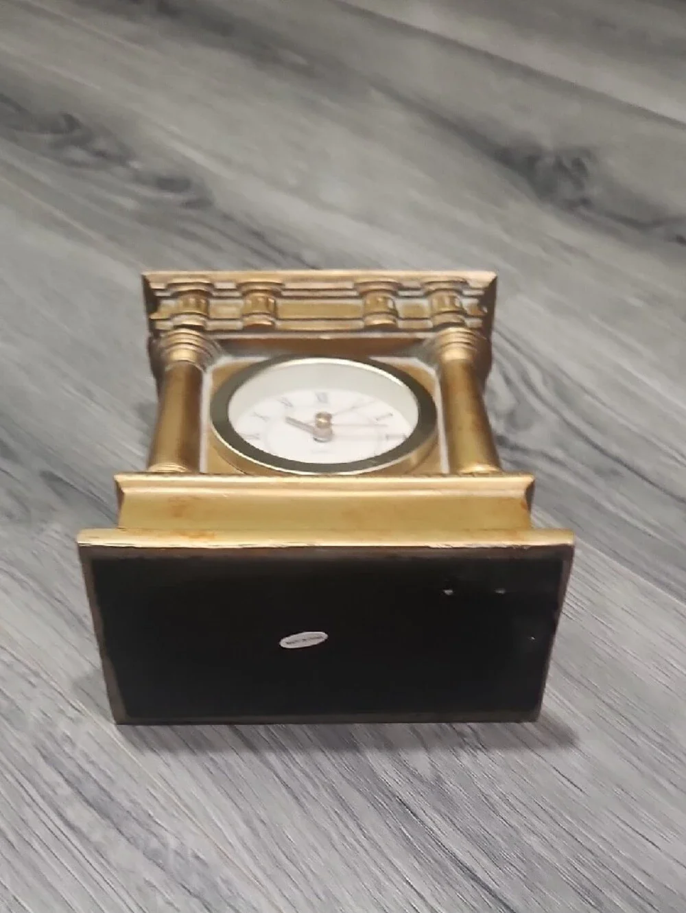 Classic Quartz Heavy Gold Column Mantel Clock